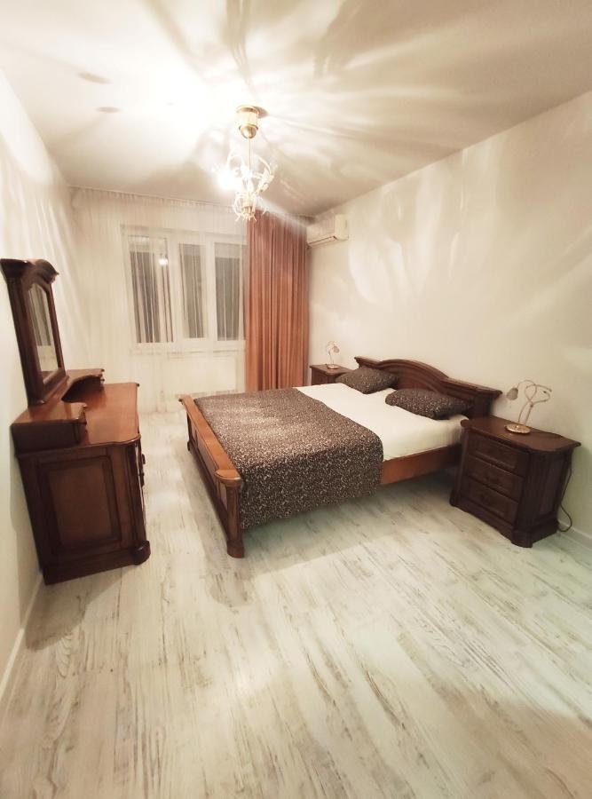 Bulevardul Constantin Negruzzi 2/6 Кишинёв Экстерьер фото